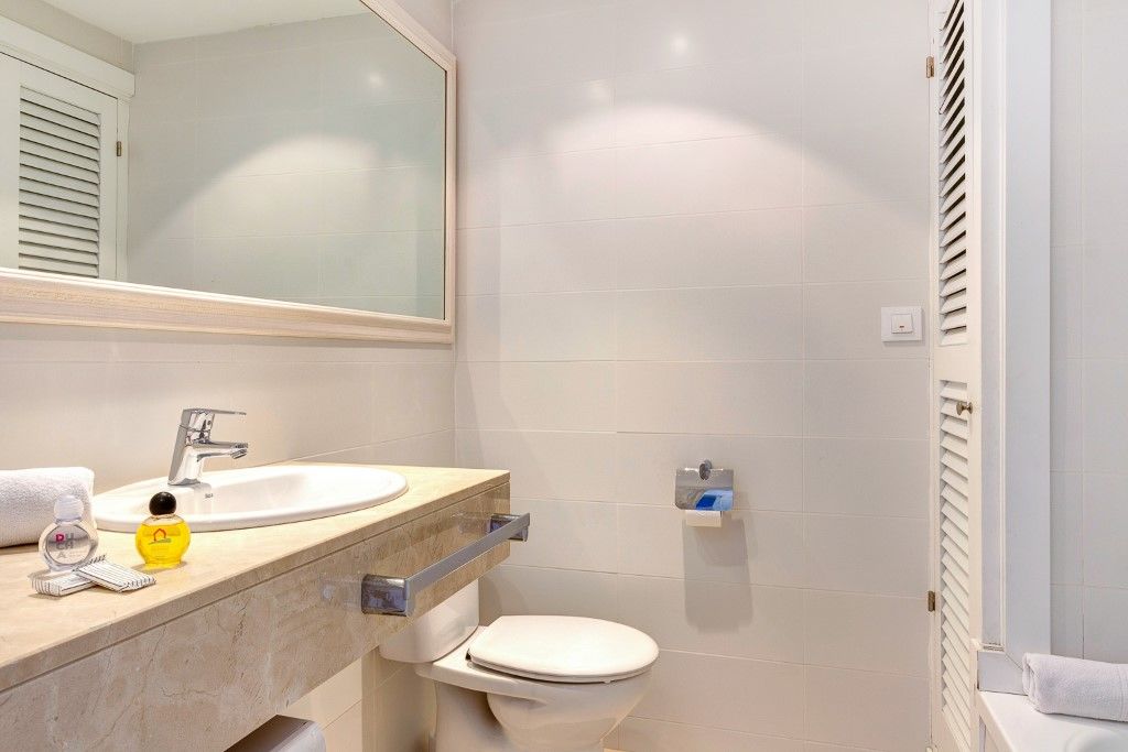 Apartamentos Son Bou Playa Gold Bagian luar foto