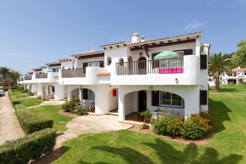 Apartamentos Son Bou Playa Gold Bagian luar foto